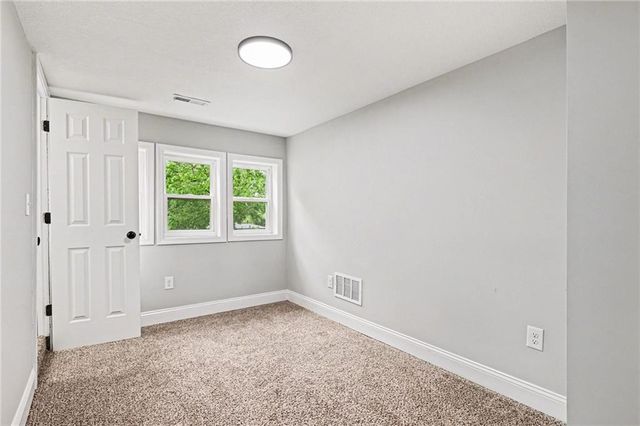 5615 Knox Avenue, Merriam, KS 66203