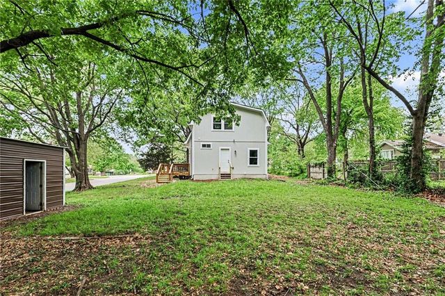 5615 Knox Avenue, Merriam, KS 66203