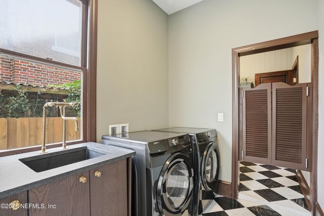 2979 ST JOHNS Avenue, Jacksonville, FL 32205