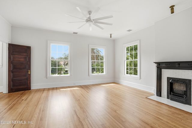 2979 ST JOHNS Avenue, Jacksonville, FL 32205