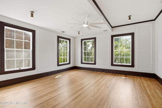 2979 ST JOHNS Avenue, Jacksonville, FL 32205