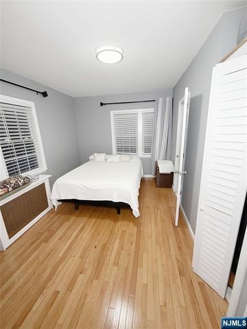 40 Stuyvesant Road, Teaneck, NJ 07666