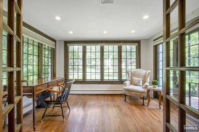 2 Brook Road, Tenafly, NJ 07670