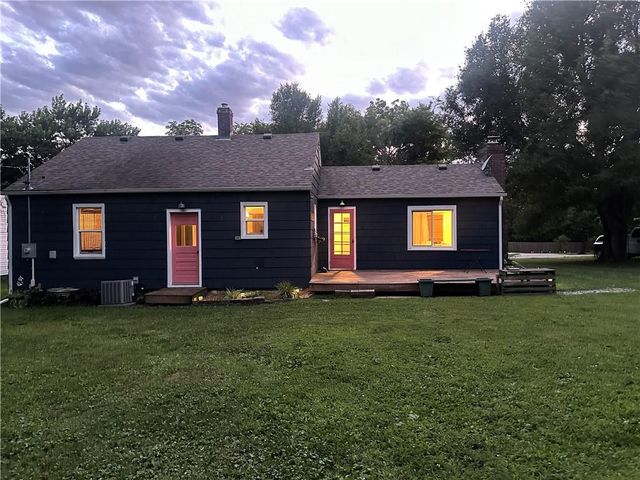 13811 Belmont Avenue, Grandview, MO 64030