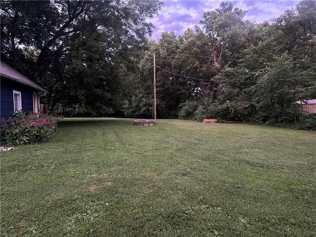13811 Belmont Avenue, Grandview, MO 64030