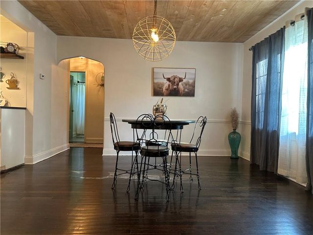 13811 Belmont Avenue, Grandview, MO 64030