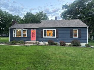 13811 Belmont Avenue, Grandview, MO 64030