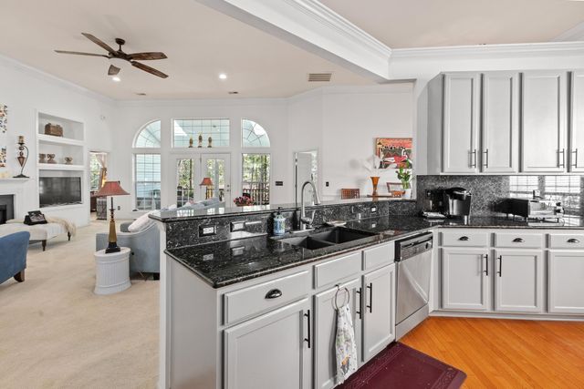 1927 Palmetto Isle Drive, Mount Pleasant, SC 29466