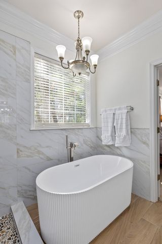 1927 Palmetto Isle Drive, Mount Pleasant, SC 29466