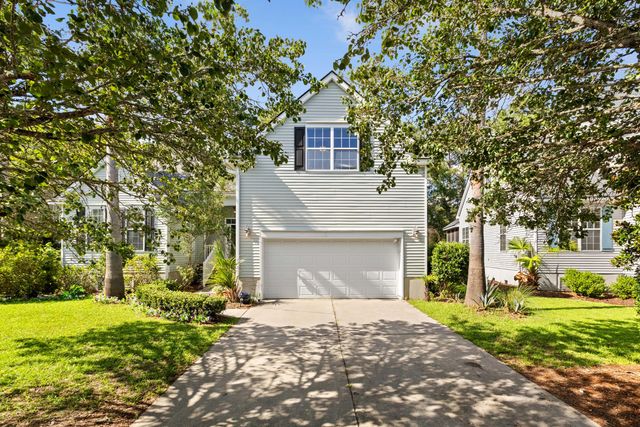 1927 Palmetto Isle Drive, Mount Pleasant, SC 29466