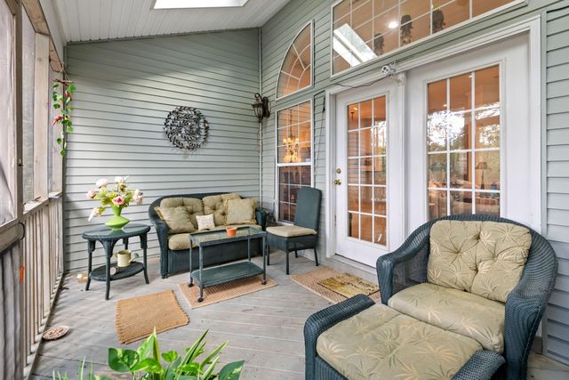 1927 Palmetto Isle Drive, Mount Pleasant, SC 29466