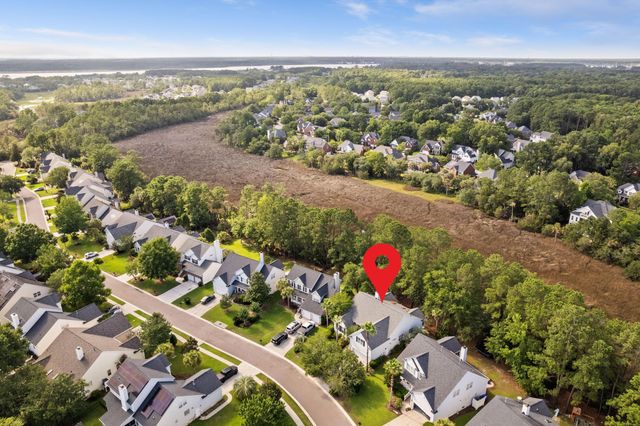 1927 Palmetto Isle Drive, Mount Pleasant, SC 29466