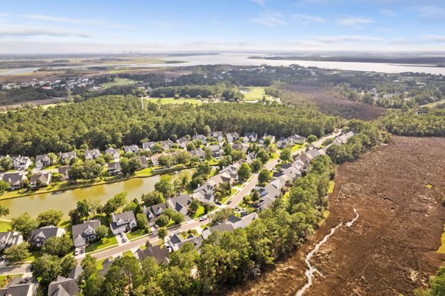 1927 Palmetto Isle Drive, Mount Pleasant, SC 29466