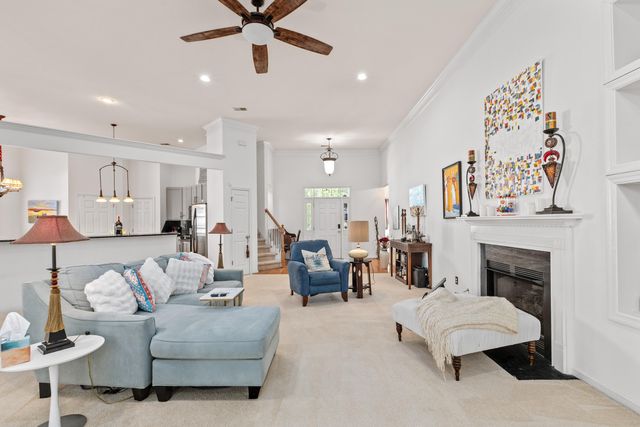 1927 Palmetto Isle Drive, Mount Pleasant, SC 29466