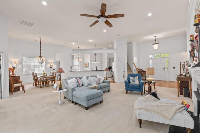 1927 Palmetto Isle Drive, Mount Pleasant, SC 29466