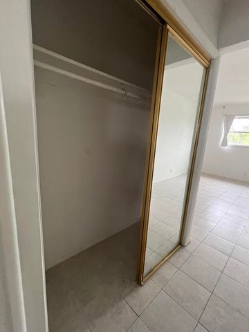 1380 NW 43rd Terrace 208, Lauderhill, FL 33313