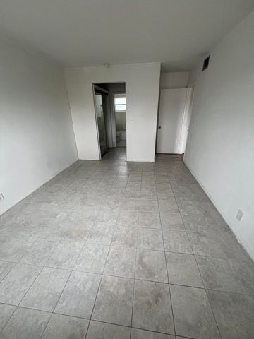 1380 NW 43rd Terrace 208, Lauderhill, FL 33313