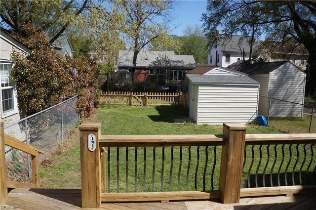 1626 McDaniel ST, Portsmouth, VA 23704