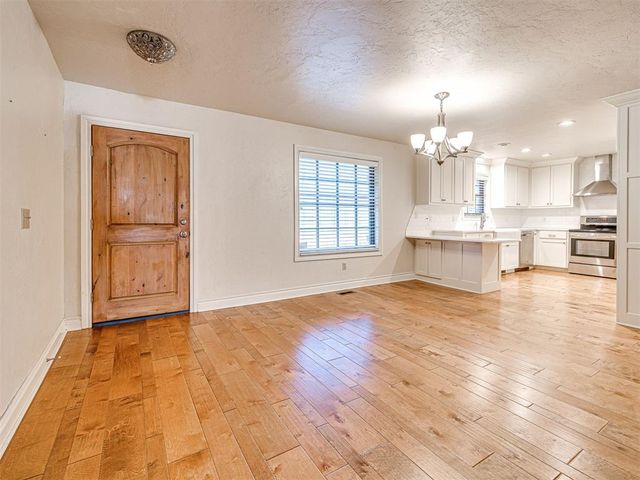101 E Meade, Yukon, OK 73099