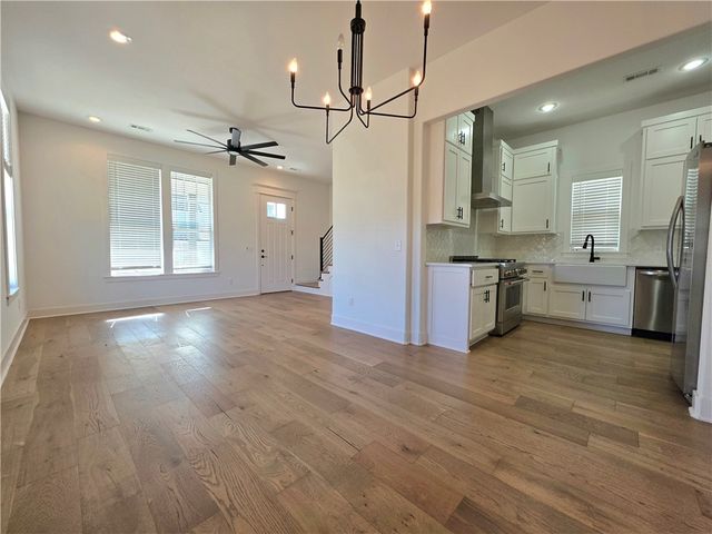 5390 Crescent Street, Springdale, AR 72762