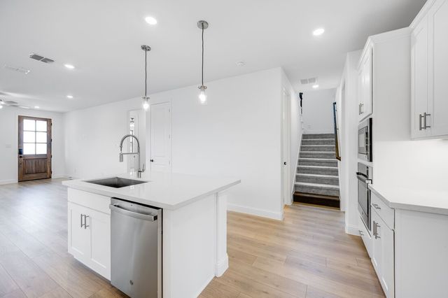 1120 Broomsedge Mews, Celina, TX 75009