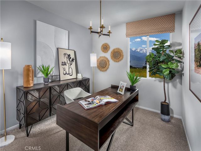 2037 Grapefruit Street, Redlands, CA 92374
