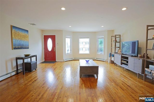443 Wilfred Terrace 443, Cliffside Park, NJ 07010