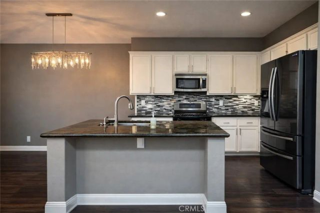 385 W Mountain Holly, Orange, CA 92865