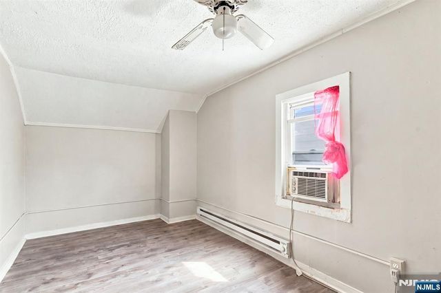 39 Hillman Street, Paterson, NJ 07522