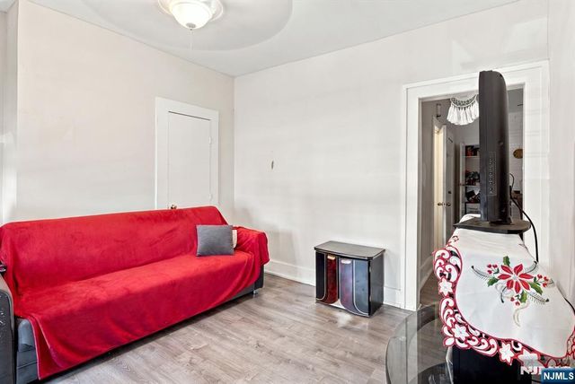 39 Hillman Street, Paterson, NJ 07522