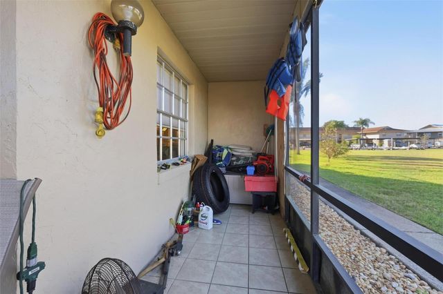 1640 JUNO TRAIL 101H, Astor, FL 32102