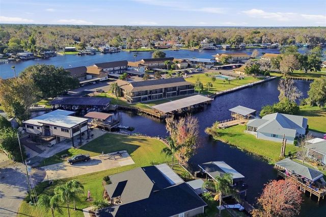 1640 JUNO TRAIL 101H, Astor, FL 32102