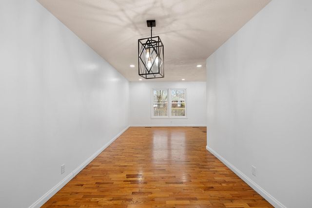 3311 S Jefferson Avenue, Springfield, MO 65807