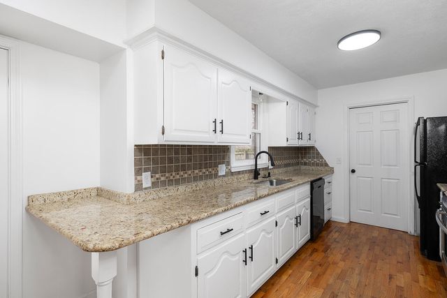 3311 S Jefferson Avenue, Springfield, MO 65807