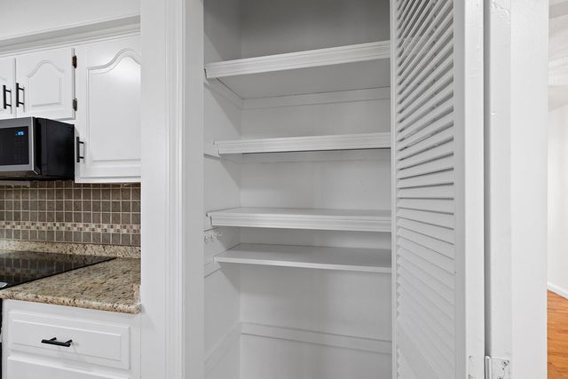 3311 S Jefferson Avenue, Springfield, MO 65807