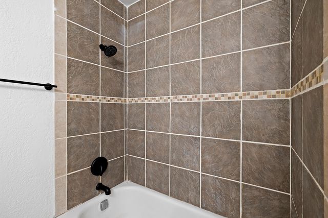 3311 S Jefferson Avenue, Springfield, MO 65807