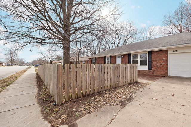 3311 S Jefferson Avenue, Springfield, MO 65807