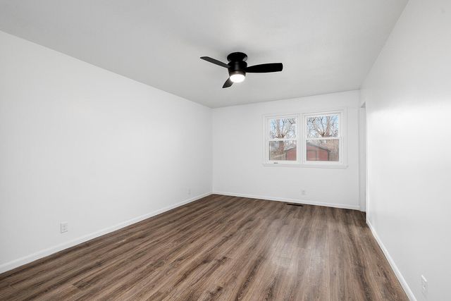 3311 S Jefferson Avenue, Springfield, MO 65807