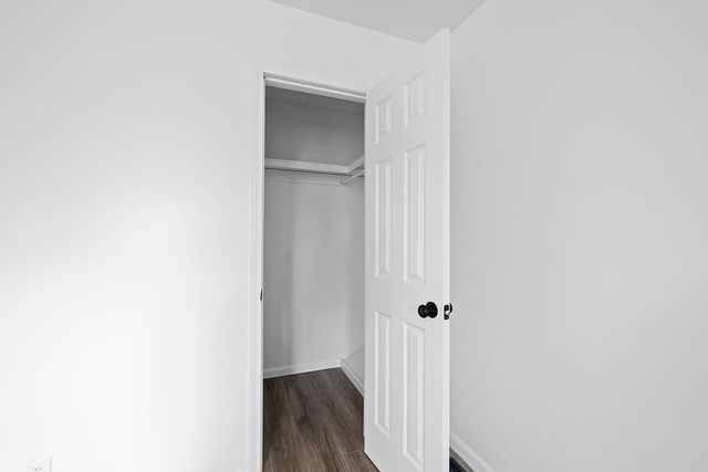 3311 S Jefferson Avenue, Springfield, MO 65807