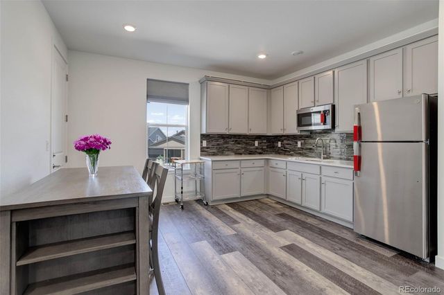 22593 E Piccolo Way, Aurora, CO 80016