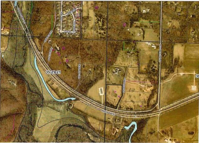 5147 E Crown Park Lane, Springfield, MO 65809