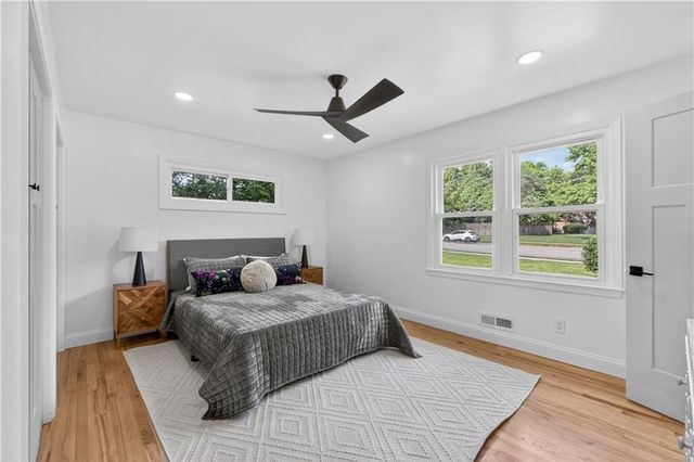 8919 Mission Road, Leawood, KS 66206