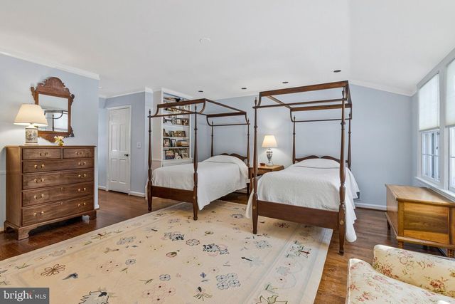 4512 TOURNAY RD, Bethesda, MD 20816