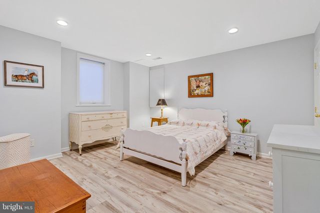 4512 TOURNAY RD, Bethesda, MD 20816