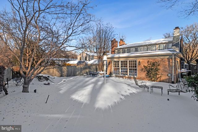 4512 TOURNAY RD, Bethesda, MD 20816