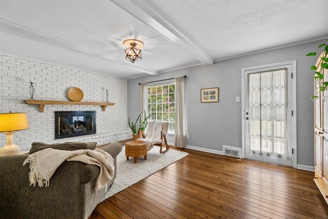 1784 OAK HILL RD, Germantown, TN 38138