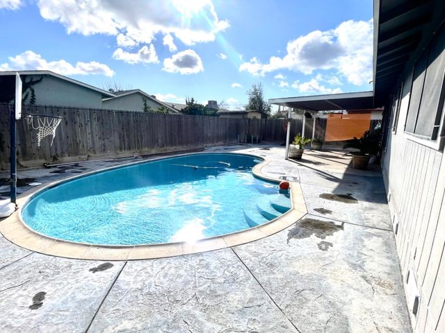 2708 Oasis Ave, Ceres, CA 95307