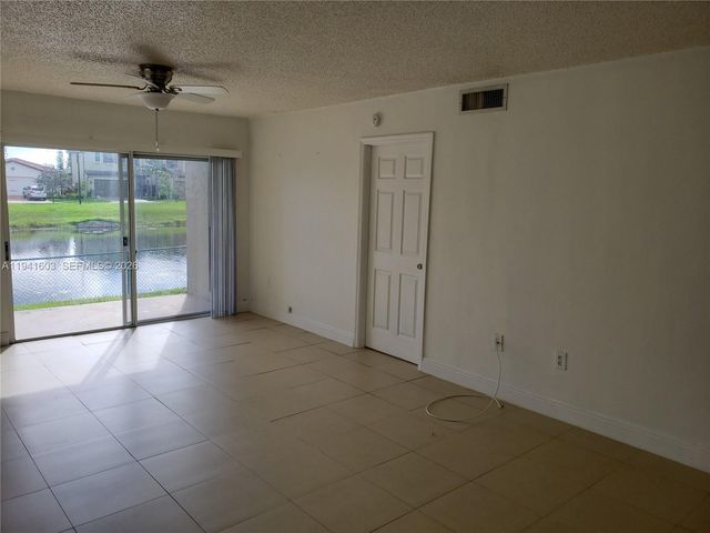 461 SW 113th Way 461, Pembroke Pines, FL 33025