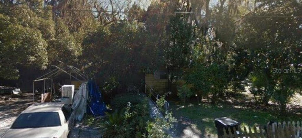 1009 NW 6TH PLACE, Gainesville, FL 32601