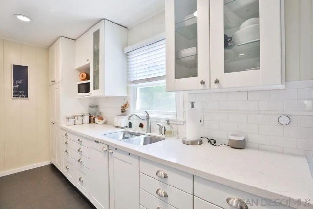 4831-35 Brighton Ave, San Diego, CA 92107